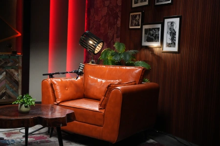 Cinematic 3-Camera Lounge Set